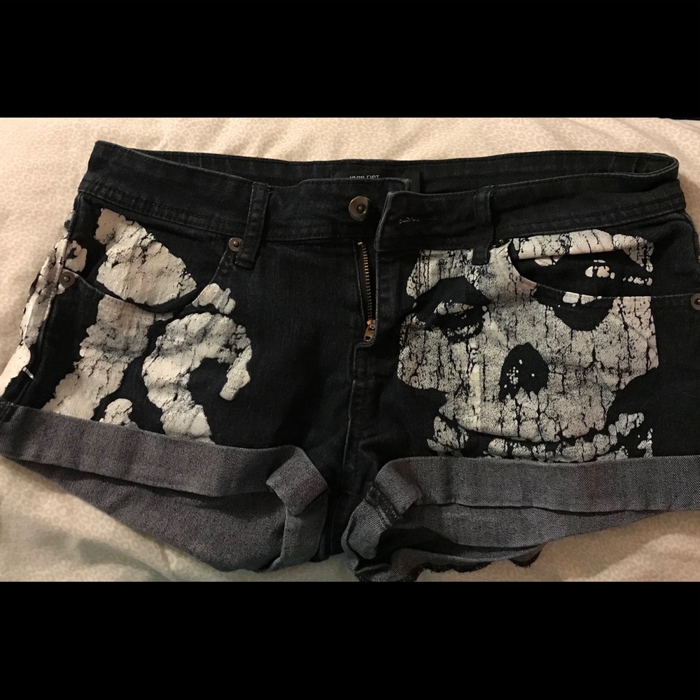 Hot Topic Iron Fist Size 7 Shorts